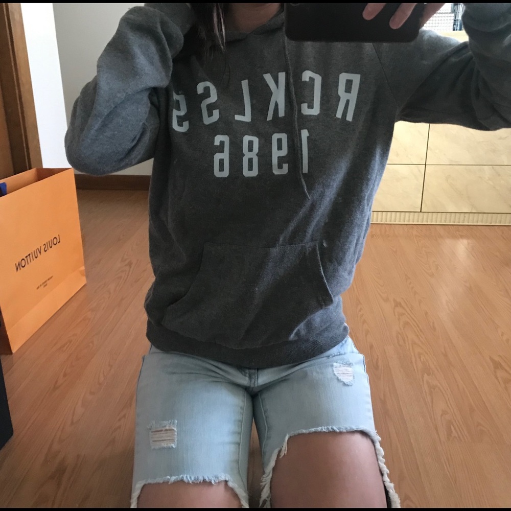 Y&R hoodie - Picture 1 of 5